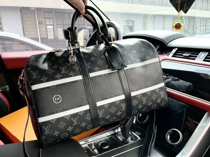 202204SS新作 Louis Vuitton ルイヴィトン メンズハンドバックスーパーコピー
