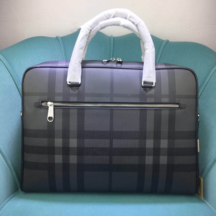 202204SS新作 バーバリーBurberry メンズ ハンドバックスーパーコピー