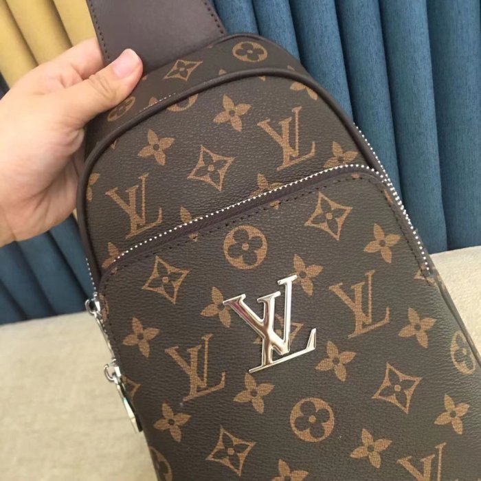 202204SS新作 Louis Vuitton ルイヴィトン メンズ ショルダーバッグスーパーコピー