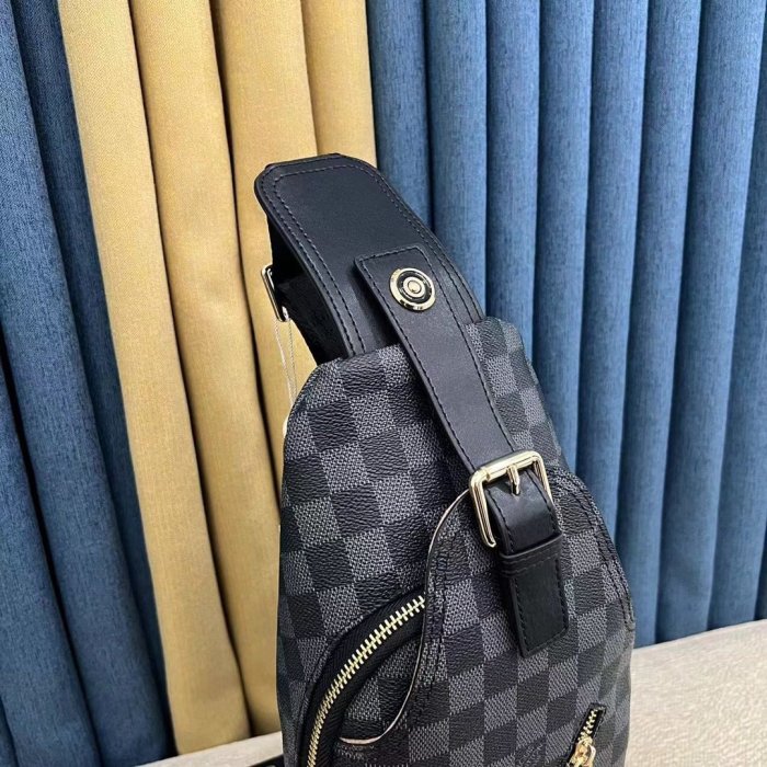 202204SS新作 Louis Vuitton ルイヴィトン メンズ ショルダーバッグスーパーコピー