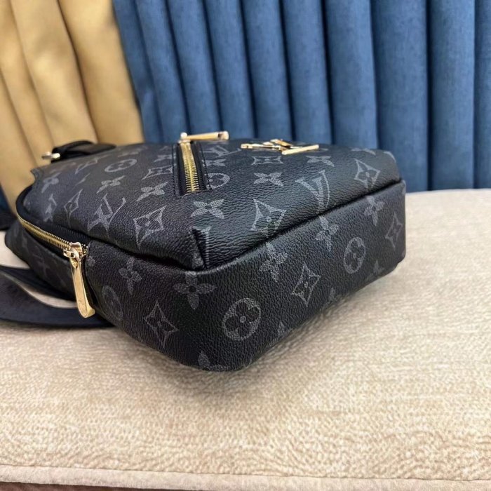 202204SS新作 Louis Vuitton ルイヴィトン メンズ ショルダーバッグスーパーコピー