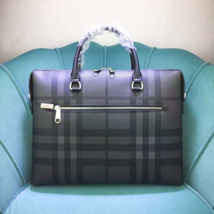 202204SS新作 バーバリーBurberry メンズ ハンドバックスーパーコピー