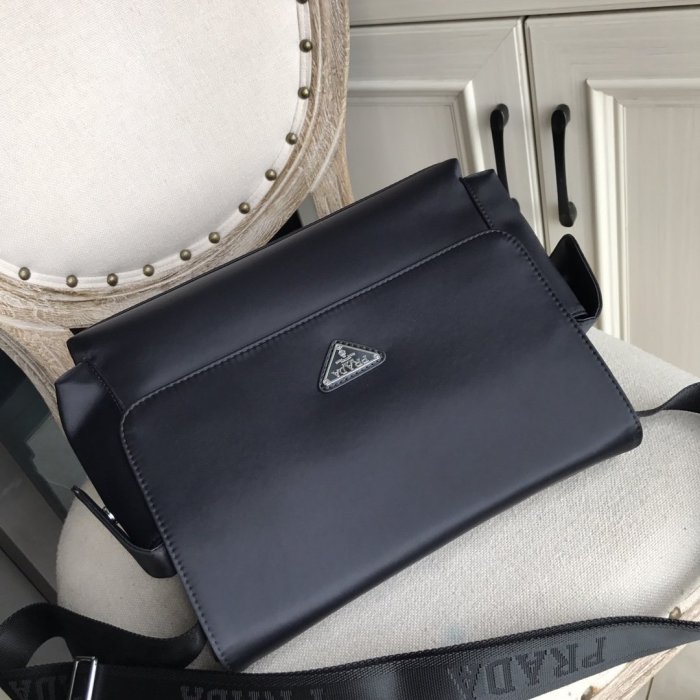 202204SSプラダPrada メンズ ショルダーバックスーパーコピー
