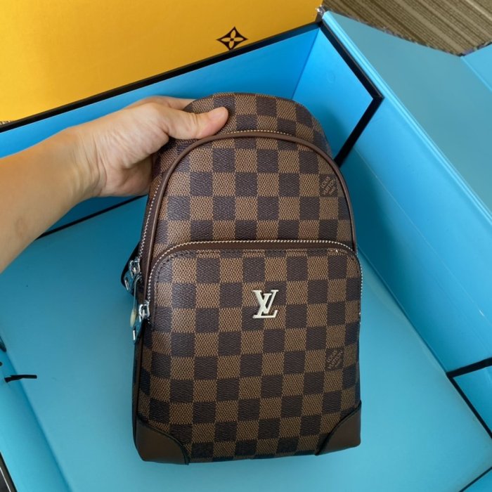 202204SS新作 Louis Vuitton ルイヴィトン メンズ ショルダーバッグスーパーコピー
