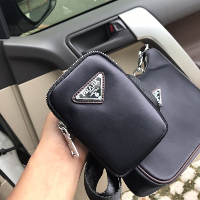 202204SS プラダPrada メンズ ショルダーバックスーパーコピー
