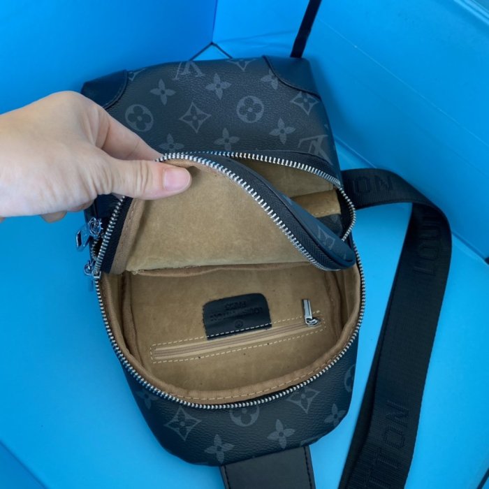 202204SS新作 Louis Vuitton ルイヴィトン メンズ ショルダーバッグスーパーコピー