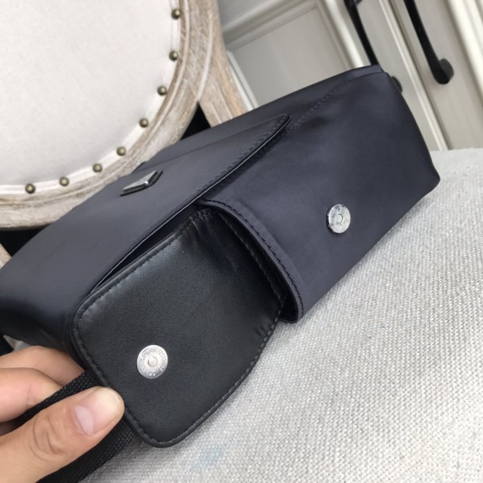 202204SSプラダPrada メンズ ショルダーバックスーパーコピー