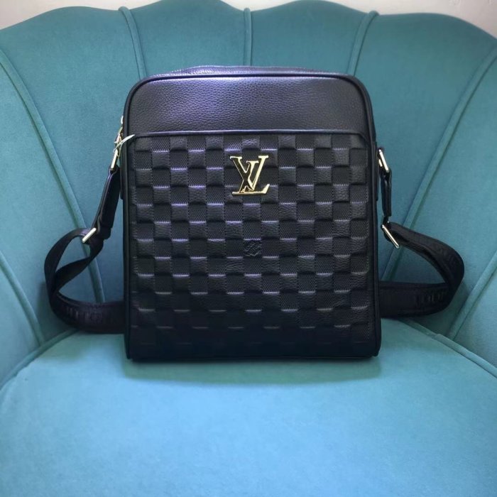202204SS新作 Louis Vuitton ルイヴィトン メンズ ショルダーバッグスーパーコピー