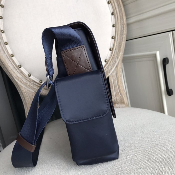 202204SSプラダPrada メンズ ショルダーバックスーパーコピー