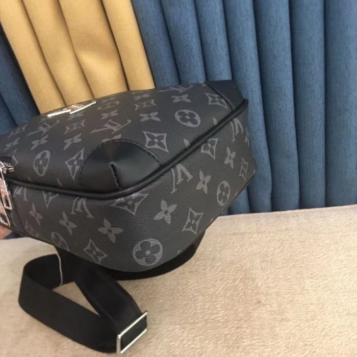 202204SS新作 Louis Vuitton ルイヴィトン メンズ ショルダーバッグスーパーコピー