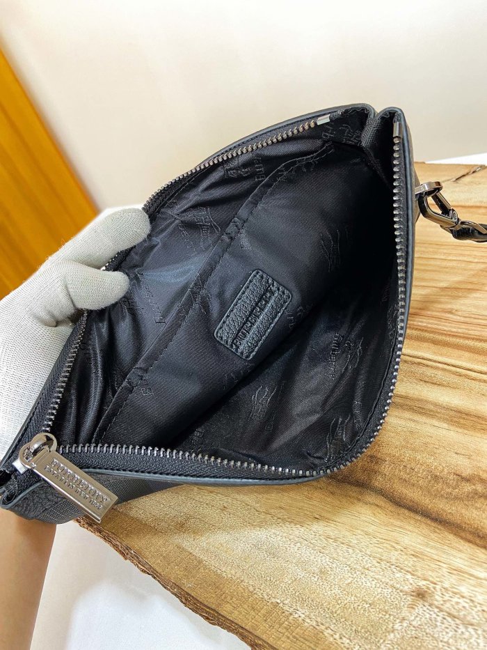 202204SS新作 バーバリーBurberry メンズ ハンドバックスーパーコピー
