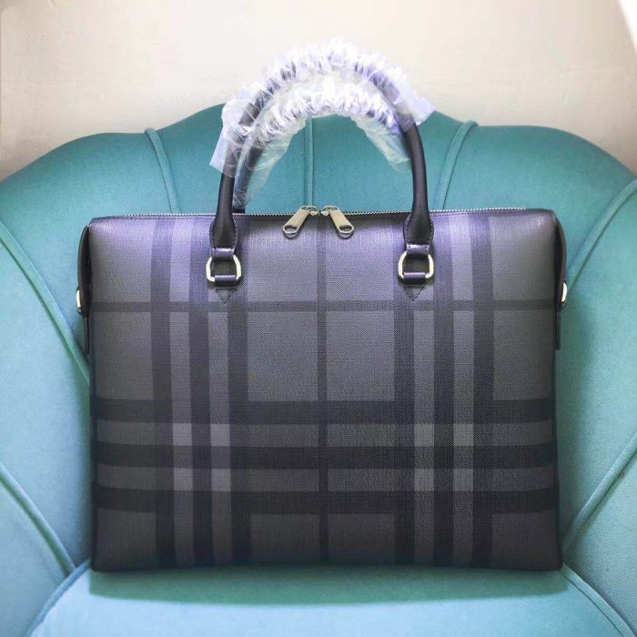 202204SS新作 バーバリーBurberry メンズ ハンドバックスーパーコピー
