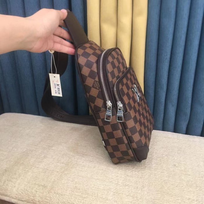 202204SS新作 Louis Vuitton ルイヴィトン メンズ ショルダーバッグスーパーコピー