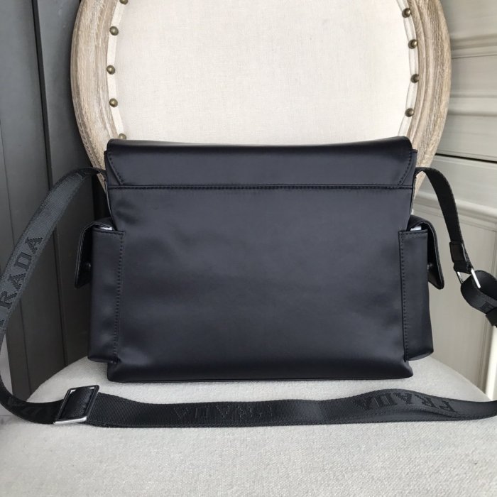 202204SSプラダPrada メンズ ショルダーバックスーパーコピー