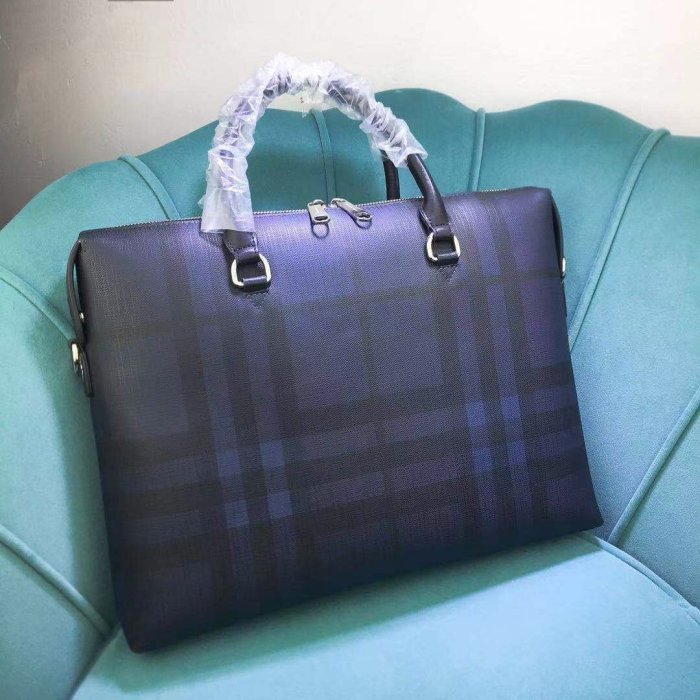202204SS新作 バーバリーBurberry メンズ ハンドバックスーパーコピー