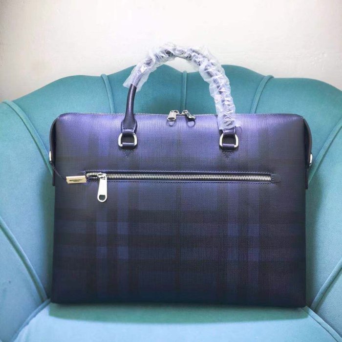 202204SS新作 バーバリーBurberry メンズ ハンドバックスーパーコピー