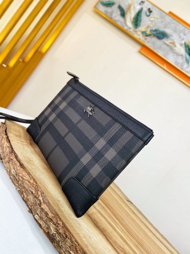 202204SS新作 バーバリーBurberry メンズ ハンドバックスーパーコピー