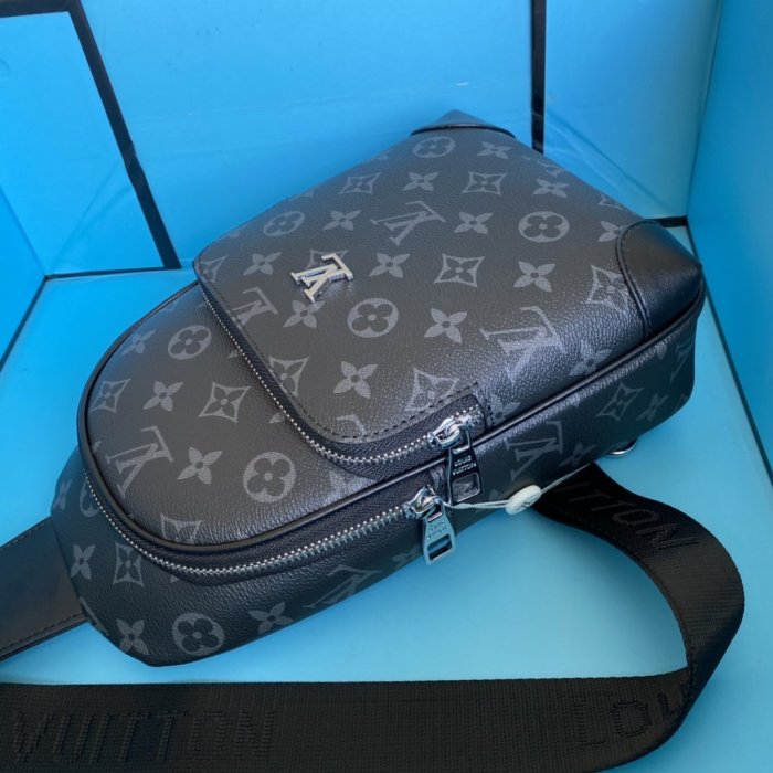 202204SS新作 Louis Vuitton ルイヴィトン メンズ ショルダーバッグスーパーコピー