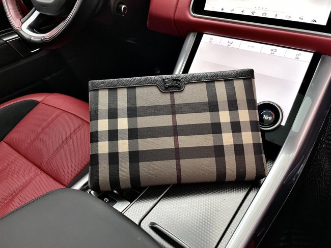202204SS新作 バーバリーBurberry メンズ ハンドバックスーパーコピー