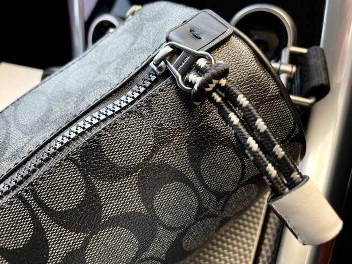202204SS コーチCoach メンズ ショルダーバッグスーパーコピー