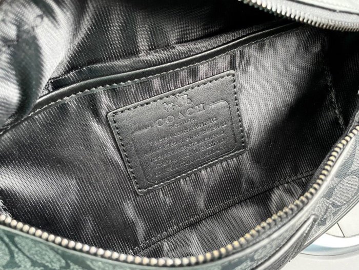 202204SS コーチCoach メンズ ショルダーバッグスーパーコピー