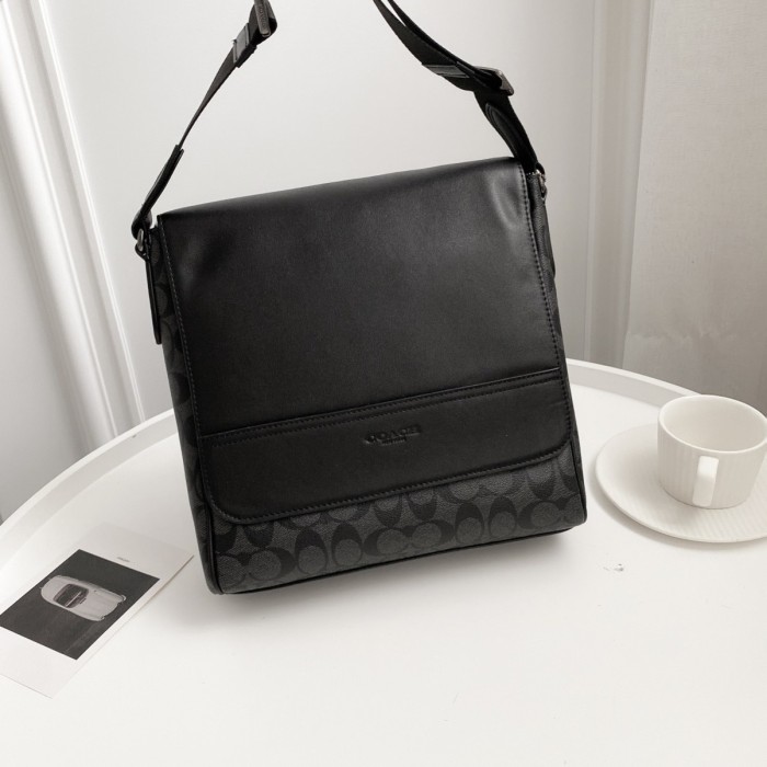 202204SS コーチCoach メンズ ショルダーバッグスーパーコピー