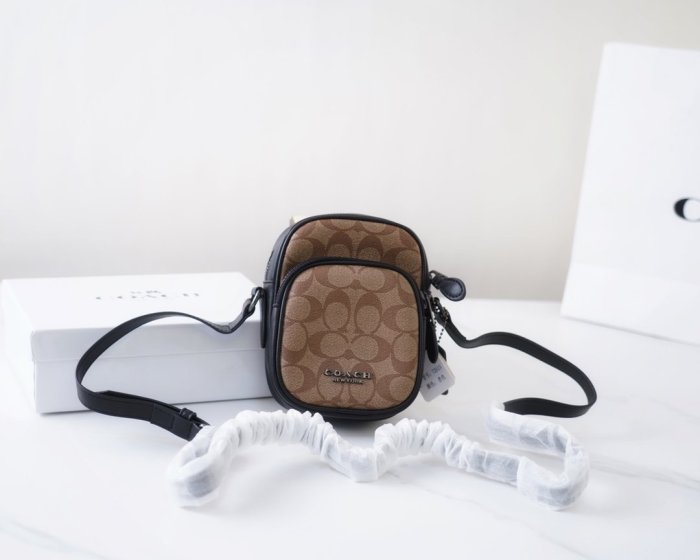202204SS コーチCoach メンズ ショルダーバッグスーパーコピー