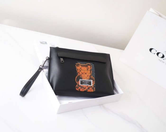 202204SS コーチCoach メンズ ハンドバックスーパーコピー