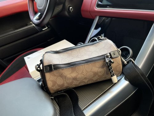 202204SS コーチCoach メンズ ショルダーバッグスーパーコピー