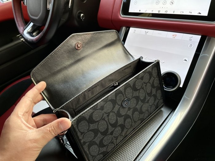 202204SS コーチCoach メンズ ショルダーバッグスーパーコピー