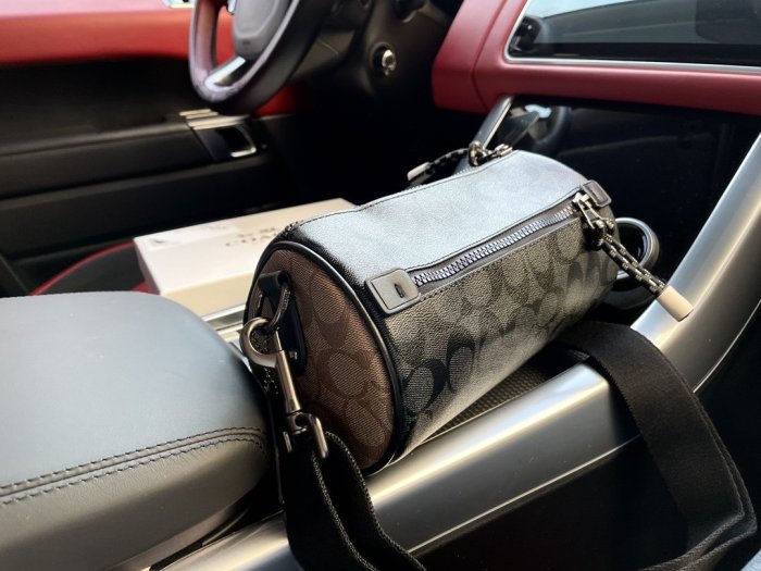 202204SS コーチCoach メンズ ショルダーバッグスーパーコピー