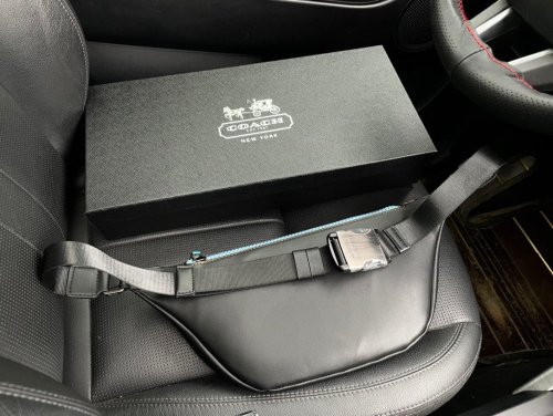 202204SS コーチCoach メンズ ショルダーバッグスーパーコピー