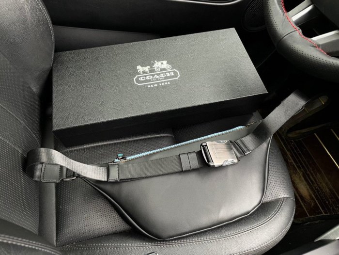 202204SS コーチCoach メンズ ショルダーバッグスーパーコピー