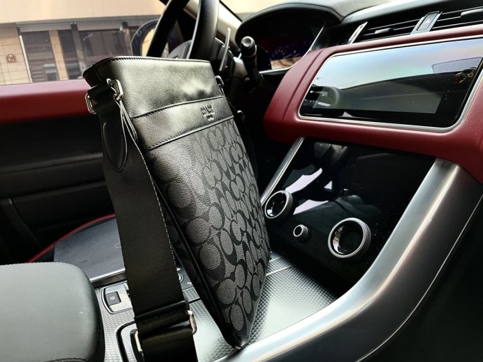 202204SS コーチCoach メンズ ショルダーバッグスーパーコピー