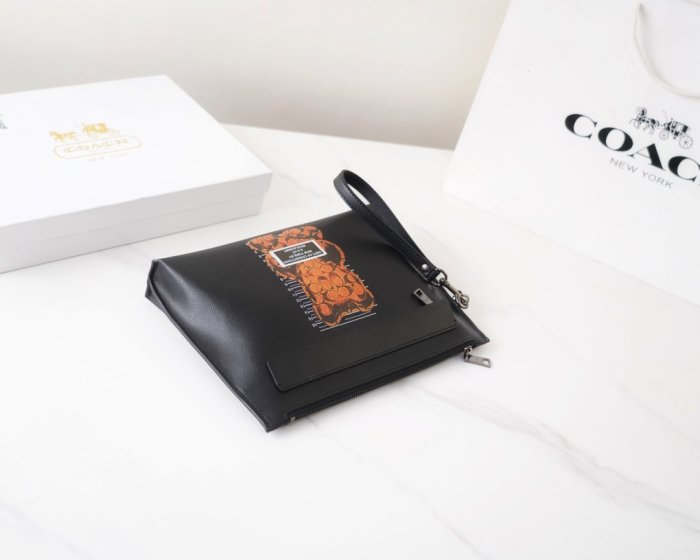 202204SS コーチCoach メンズ ハンドバックスーパーコピー