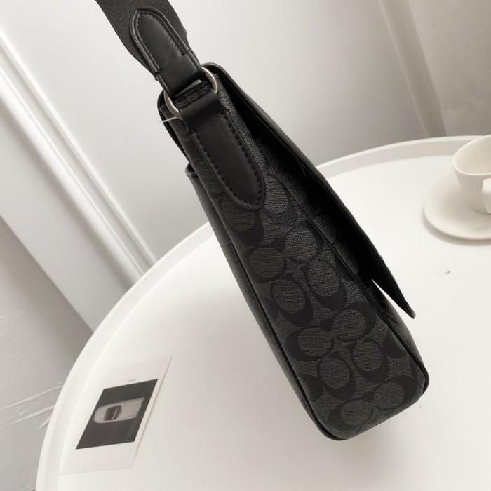 202204SS コーチCoach メンズ ショルダーバッグスーパーコピー