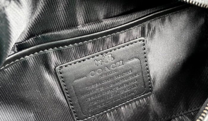 202204SS コーチCoach メンズ ショルダーバッグスーパーコピー