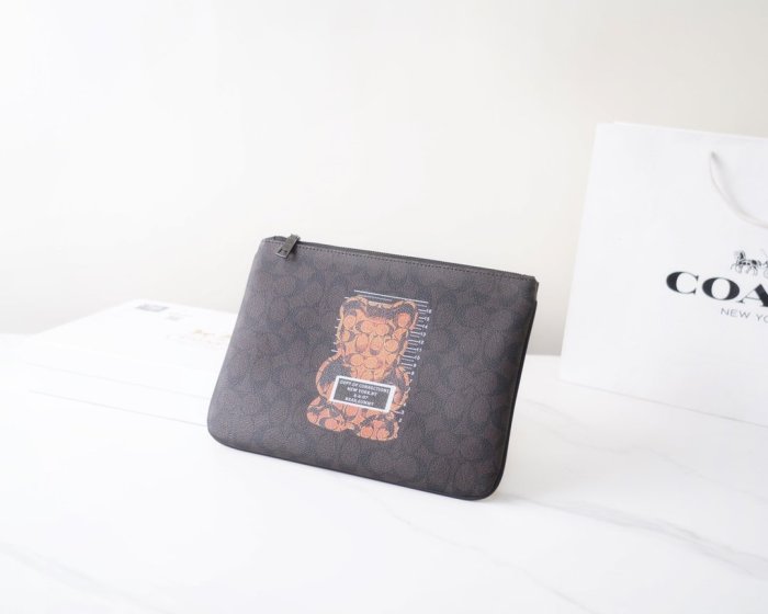 202204SS コーチCoach メンズ ハンドバックスーパーコピー