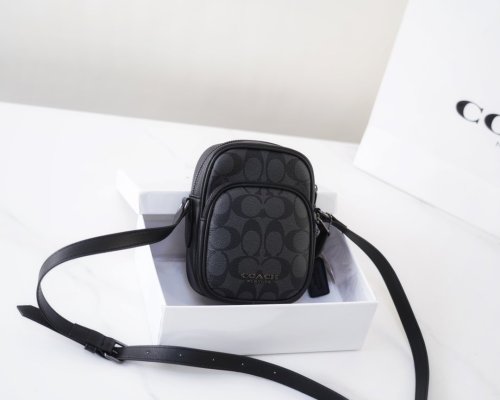 202204SS コーチCoach メンズ ショルダーバッグスーパーコピー