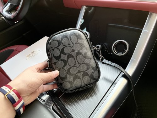202204SS コーチCoach メンズ ショルダーバッグスーパーコピー