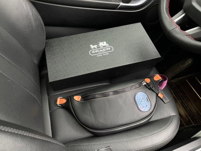 202204SS コーチCoach メンズ ショルダーバッグスーパーコピー