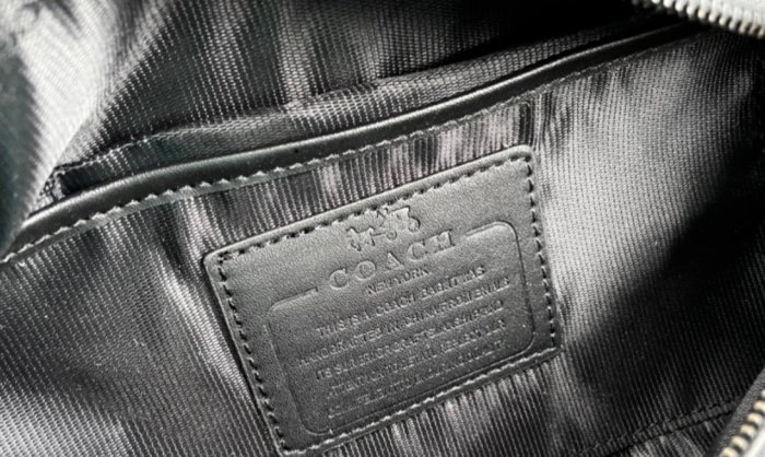 202204SS コーチCoach メンズ ショルダーバッグスーパーコピー