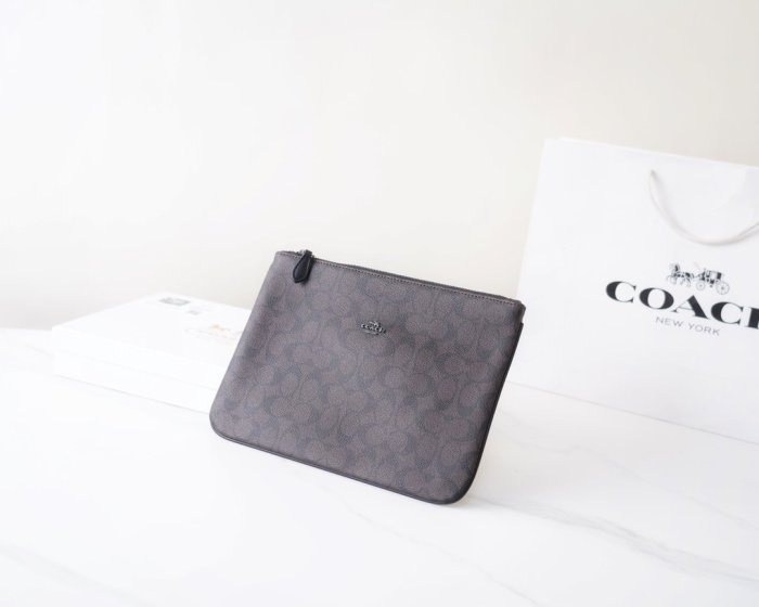 202204SS コーチCoach メンズ ハンドバックスーパーコピー