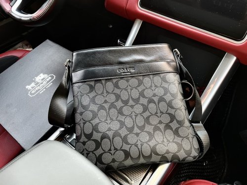 202204SS コーチCoach メンズ ショルダーバッグスーパーコピー