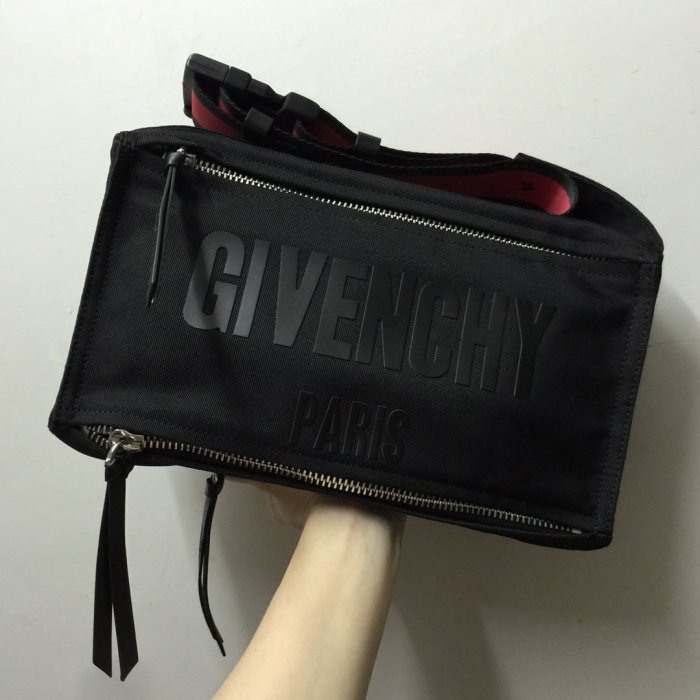 202204SS ジバンシィGivenchyメンズ ショルダーバッグスーパーコピー