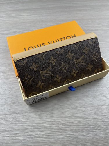 202204SSグッチGUCCI 新作通販 長財布スーパーコピー