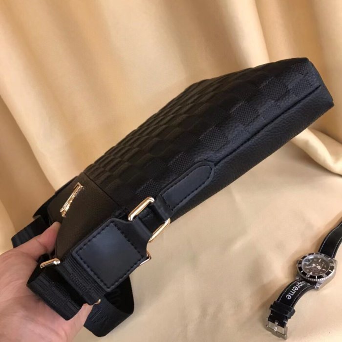 202204SS新作 Louis Vuitton ルイヴィトン メンズ ショルダーバッグスーパーコピー