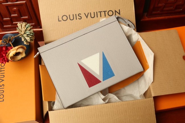 202204SS新作 Louis Vuitton ルイヴィトン メンズ ハンドバックスーパーコピー
