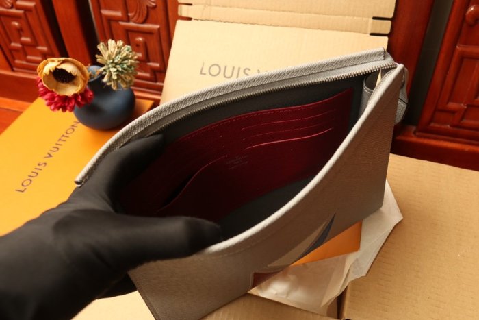 202204SS新作 Louis Vuitton ルイヴィトン メンズ ハンドバックスーパーコピー