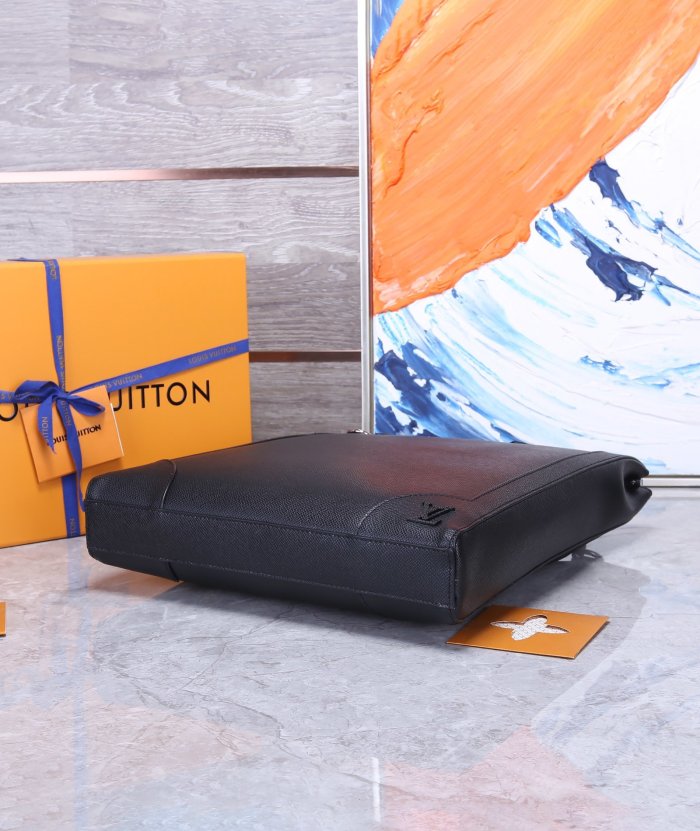 202204SS新作 Louis Vuitton ルイヴィトン メンズ ショルダーバッグスーパーコピー